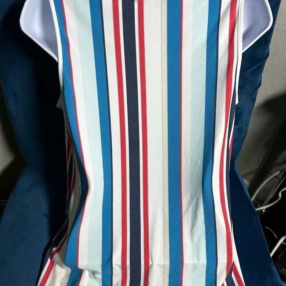 Jones New York Asymmetrical White and Red Tank Top - Picture 6 of 8